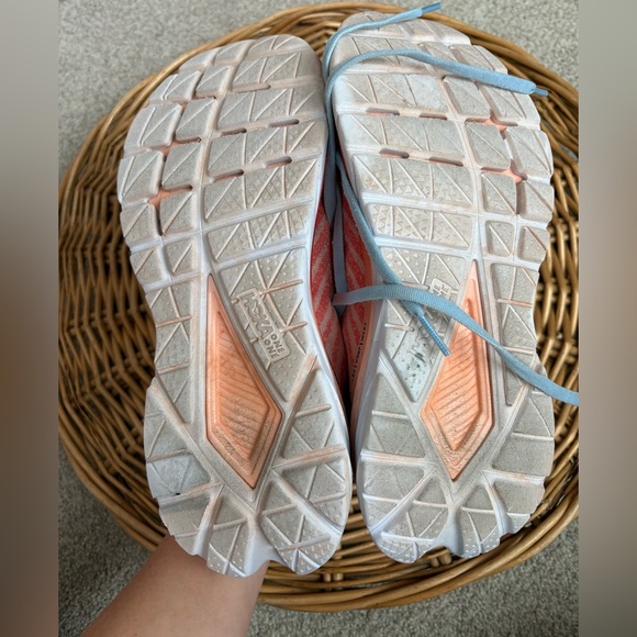HOKA One One Mach 5 Running Sneakers in Camellia Peach Colorway Size 7.5 - Picture 9 of 9